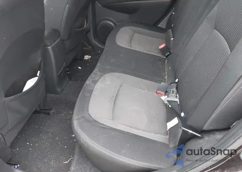 2011 Nissan Rogue Sv z USA, uszkodzony, nr VIN JN8AS5MV5BW282707